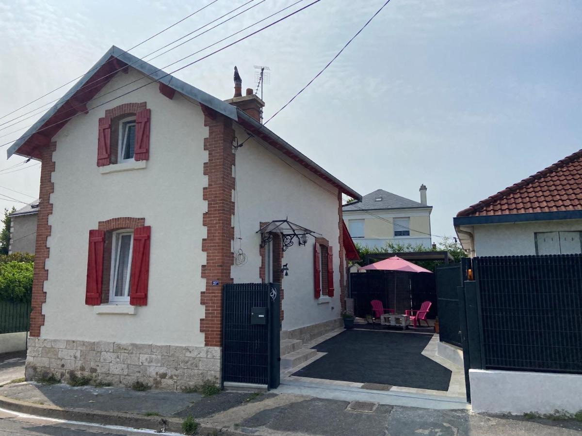 Charmante Maison Entierement Renovee Coeur De Ville ブロワ エクステリア 写真